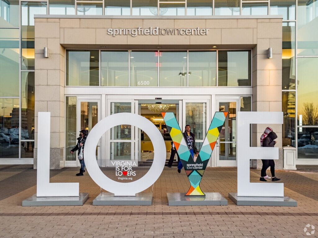 Springfield Town Center near West Springfield, VA with appliance repair in West Springfield VA