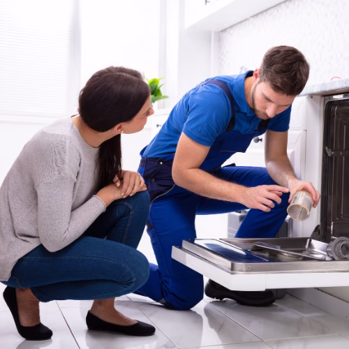 Technician discussing appliance diagnosis with homeowner for appliance repair in Cheverly MD
